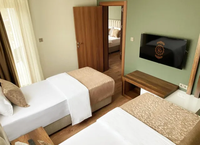 جناح عائلي، Bayrak Grand Hotel 4/7