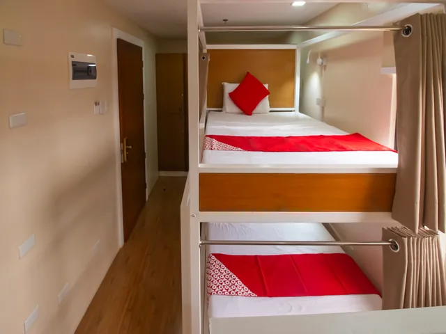سكن مشترك مختلط بأسرّة بطابقين بحمام مشترك، OYO 832 The Teepee Place Hostel & Residence Inn 1/3