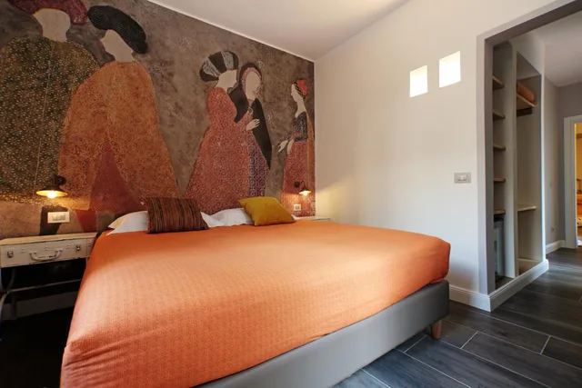غرفة ديلوكس بسرير كوين، Trevi Contemporary Suite 4/10