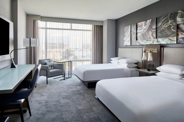 غرفة بسريرين مزدوجين، Bethesda North Marriott Hotel Conference Center 6/20