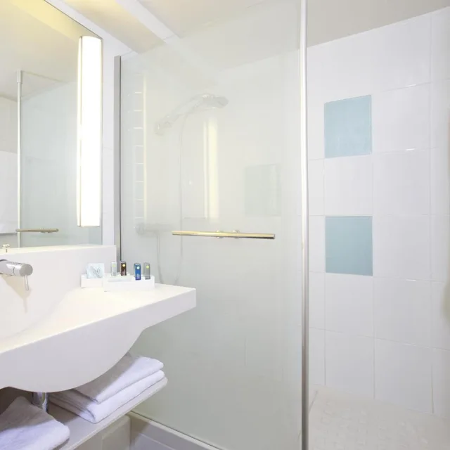 غرفة بسريرين منفصلين، Ibis Styles Nancy Sud 8/8