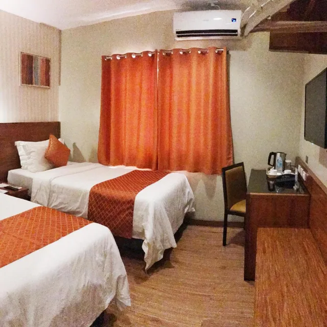 غرفة قياسية بسرير مزدوج أو سريرين منفصلين، Coron Soleil Express Hotel 5/10