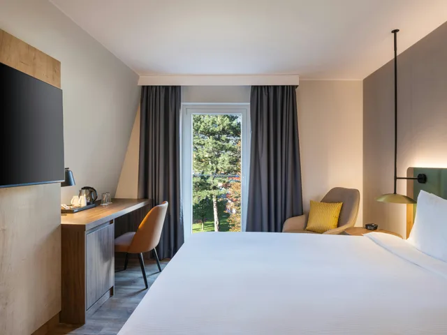 غرفة ركنية بسرير كينج، Hilton Garden Inn Innsbruck Tivoli 2/4