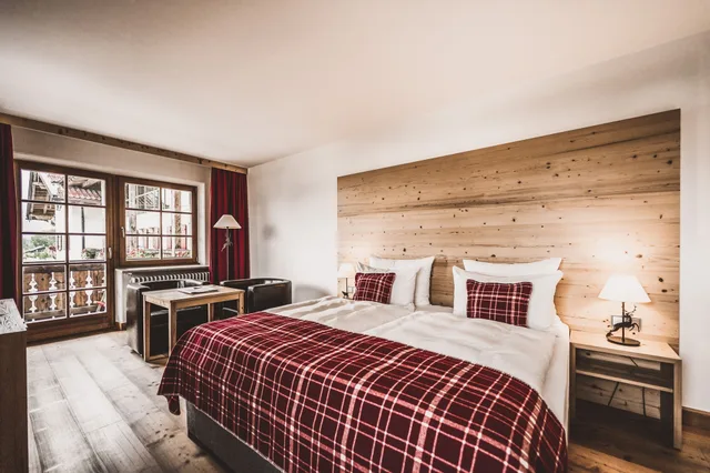 Salzburg, Standard, King Bed، Golf Resort Achental 2/7