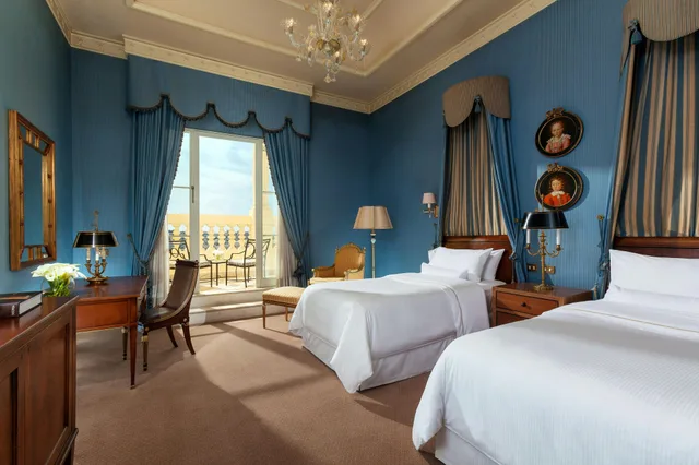 Room, Double Bed, The Westin Excelsior Roma 1/8