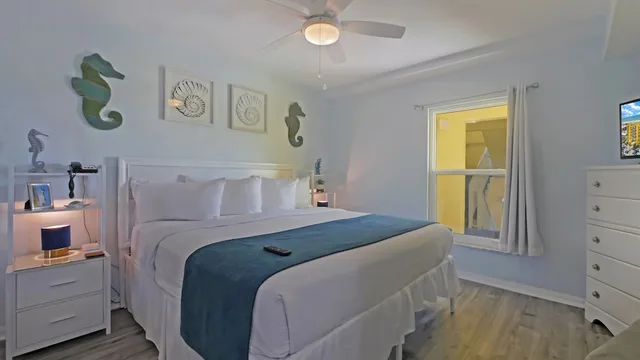 1 Bedroom, Condo, Premium, King Bed, Gulf Front, Sofa, Balcony، South Beach Condo Hotel 1/2