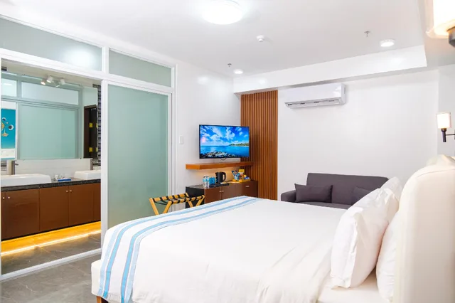 غرفة بريميير بسرير كينج مع أريكة، Le Dream Hotel 1/1
