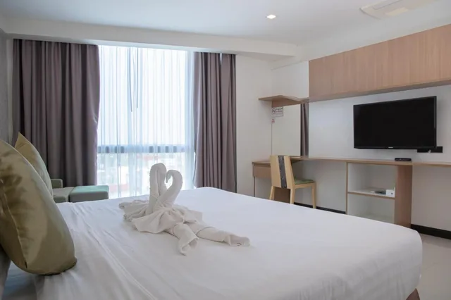جناح جونيور، 42C The Chic Hotel 2/5
