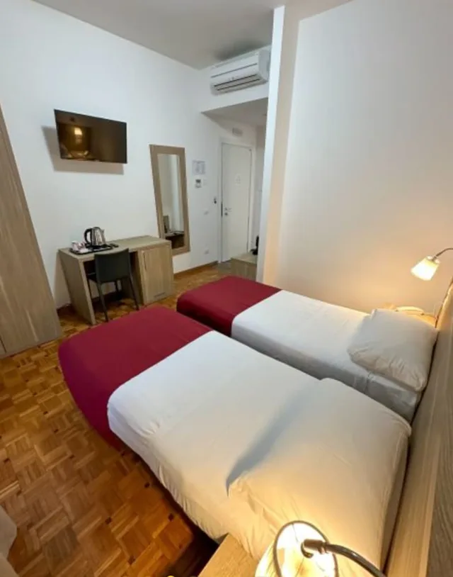 غرفة قياسية بسرير مزدوج، Hotel Domus Aurelia 1/10