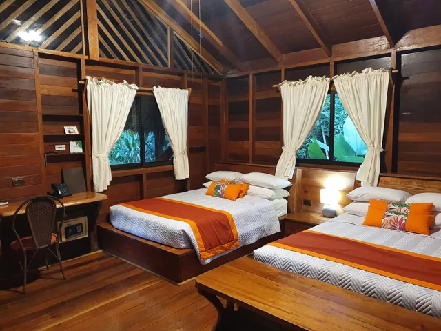 بنغل عائلي بسريرين مزدوجين بإطلالة على الحديقة، Cariblue Beach Jungle Resort 5/10