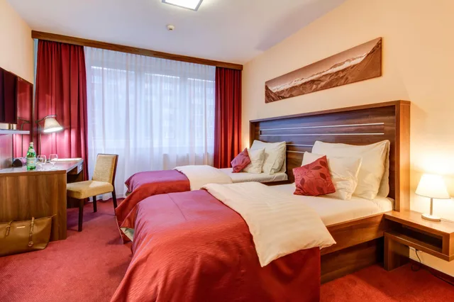 غرفة بزنس سوبيريور بسريرين منفصلين، Best Western Hotel Vista 1/2