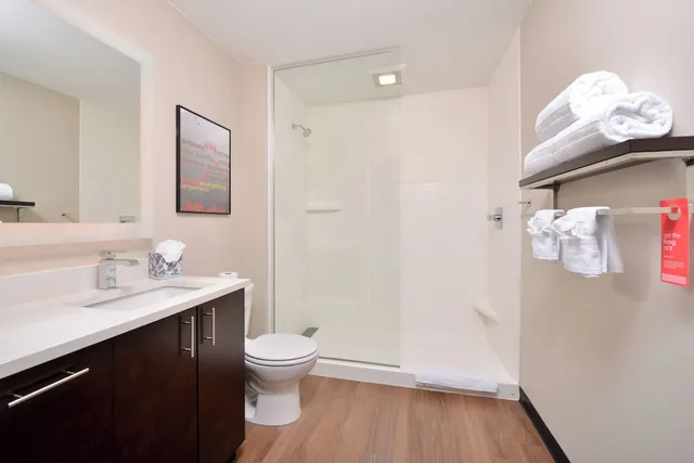استوديو بسرير كينج مع أريكة، Towneplace Suites By Marriott Ontario Chino Hills 4/6