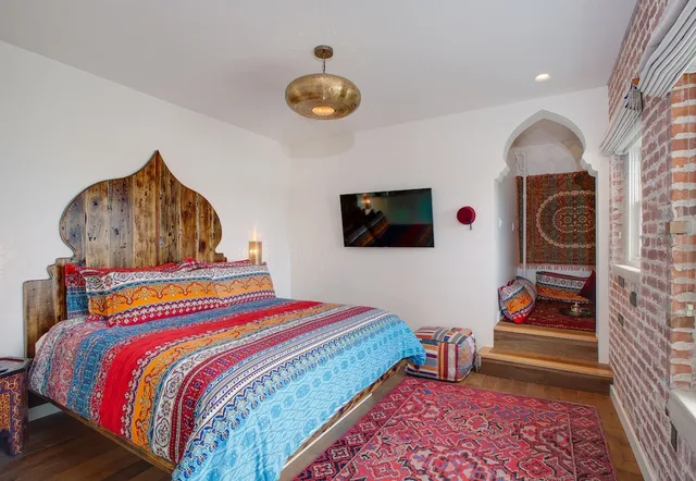 بنغل بسرير كوين بإطلالة على البحر، Venice V Hotel 3/10