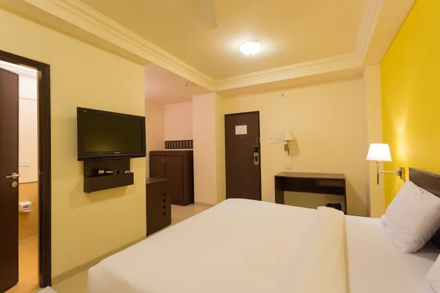 جناح تنفيذي بسرير كوين بغرفة نوم واحدة، Ginger Hotel Thane 5/10