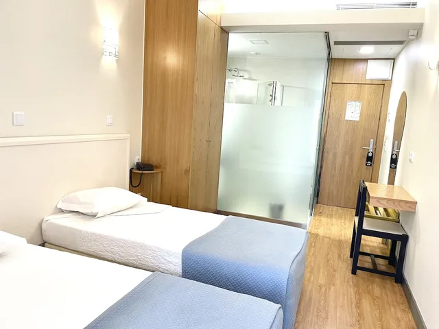 Superior, Double or Twin Bed, Universal Hotel 4/10