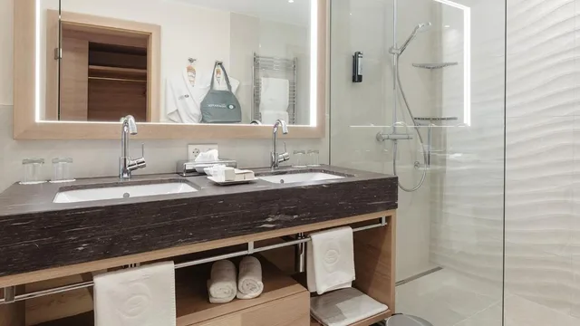Junior Suite, Balcony, Thermenhotel Ronacher Superior 7/10