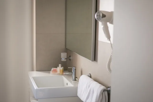 غرفة كلاسيكية بسرير مزدوج، Yes Hotel Touring & Spa 2/2