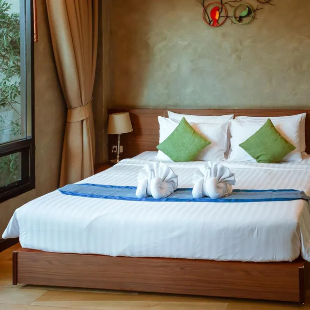 Room, King Bed, Accessible, Blue River Resort 9/10