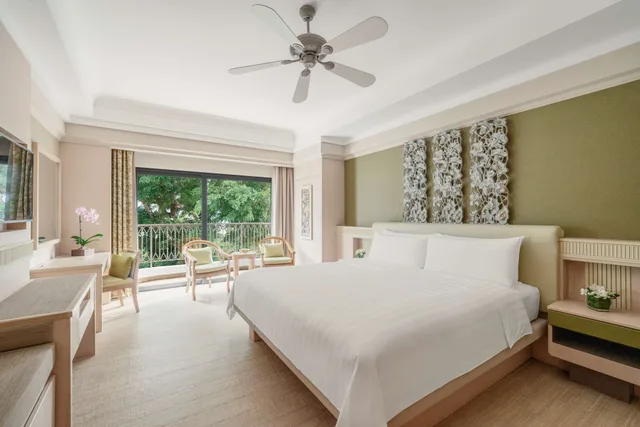 Superior, King Bed, Hill View، Shangri-La Rasa Sentosa, Singapore 1/5