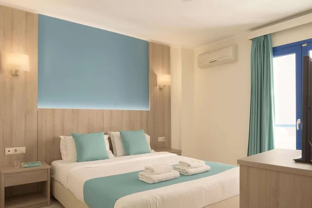 Superior, Central Hersonissos Hotel 2/7