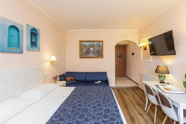 غرفة ثلاثية بسرير مزدوج مع أريكة، Rome To Stay 4/7