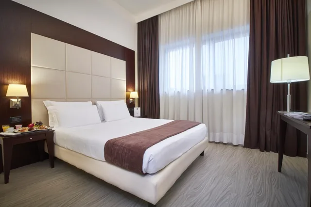 غرفة سوبيريور بسرير كينج، iH Hotels Milano Watt 13 7/10