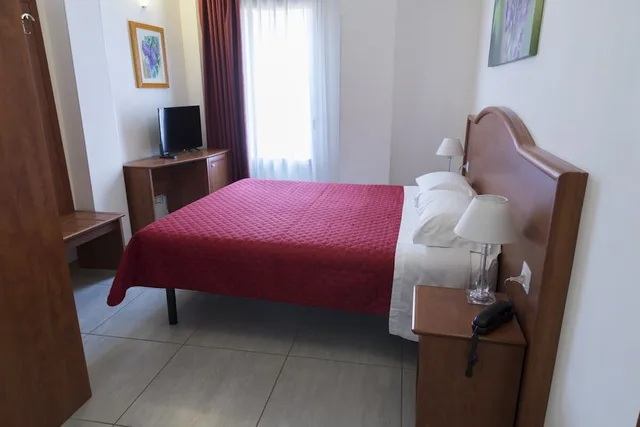 غرفة كومفورت بسرير مزدوج، BUONHOTEL 4/10