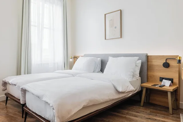 غرفة بسريرين منفصلين، FortyPlusOne Hotel 4/10
