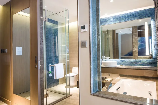 Room, Twin Beds, Resort View, Balcony، Renaissance Pattaya Resort Spa 3/3