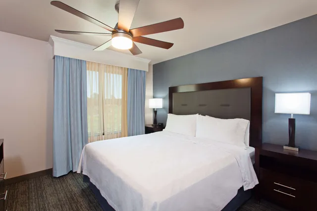 جناح بسريرين كوين لذوي الإعاقة، Homewood Suites By Hilton Fairfield Napa Valley Area 1/5