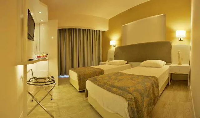 غرفة مفردة بإطلالة على المدينة، Maris Beach Hotel 1/1