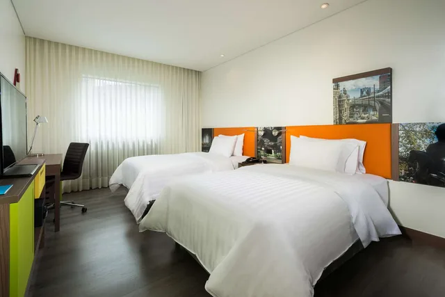 غرفة بسريرين منفصلين، Hampton by Hilton Medellin 1/1
