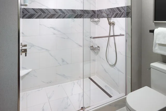 Guest Room, King Bed, Sofa, Allergy Friendly، Courtyard Arlington Crystal City/Reagan National Airport 4/6