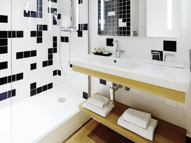غرفة تنفيذية بسرير كوين بشرفة، Grand Hotel Bregenz - MGallery Collection 4/4