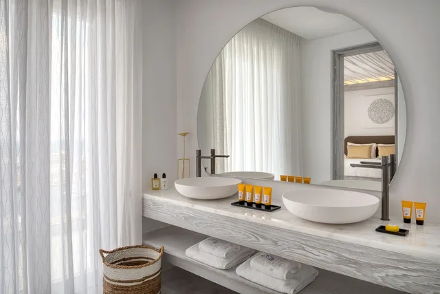 1 Bedroom, Pool, Galaxy, Suite, King Bed, Sofa، Mykonos Riviera Hotel And Spa 9/10