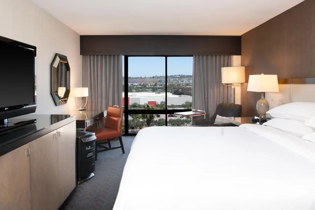 Pure, Wellness, King Bed, Sheraton Mission Valley San Diego 1/10