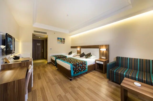 غرفة قياسية بسرير مزدوج، Dizalya Palm Garden 1/1