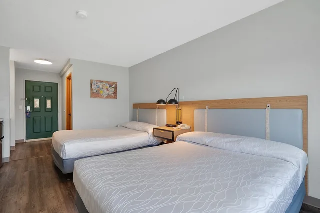 غرفة بسريرين كوين، Econo Lodge 6/10
