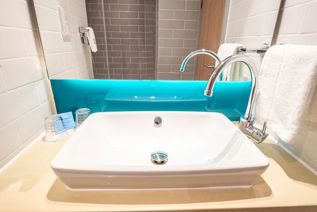 غرفة قياسية بسرير فردي، HOLIDAY INN EXPRESS LONDON HEATHROW T4 8/8