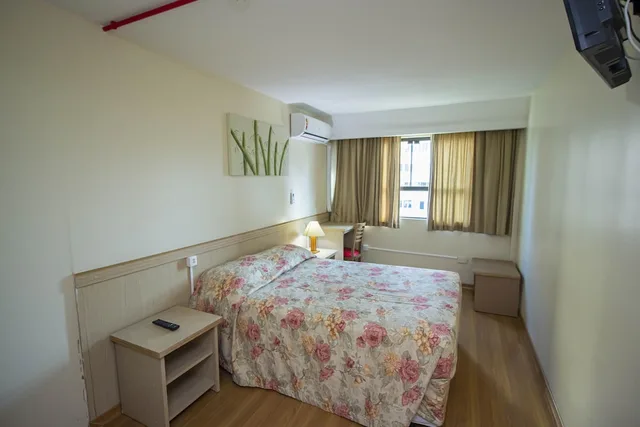 Standard Dbl Bed، Hotel Golden Park Curitiba by Nacional Inn 5/7