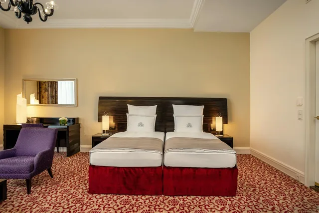 جناح بسريرين منفصلين بشرفة، Hotel Atlantic Hamburg, Autograph Collection 1/6