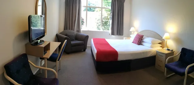 Studio, King Bed, Pacific Motor Inn 8/10