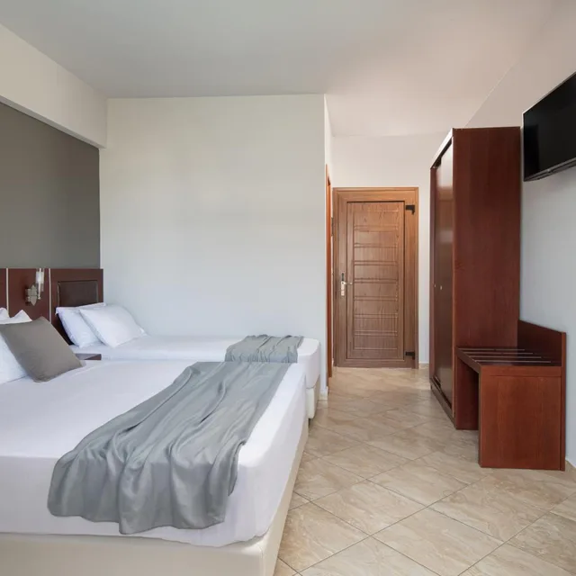 Room, Triple, Pool View, Simeon Hotel 1/8