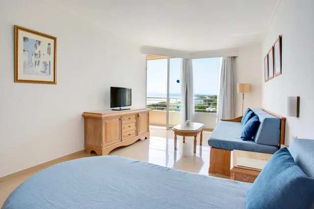 1 Bedroom, Apartment, Twin Beds, Lateral Side Sea View, Sofa، Grupotel Natura Playa 1/3