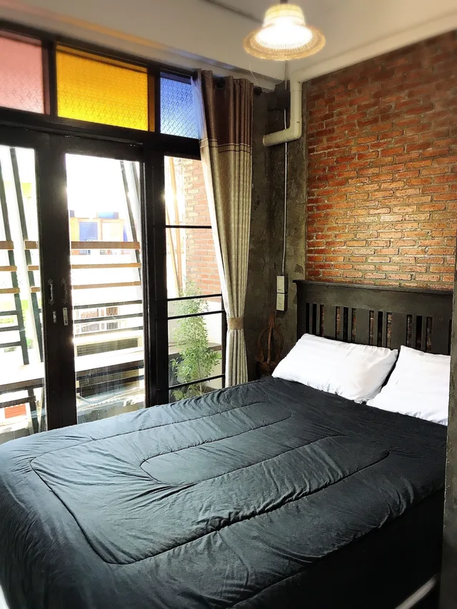 Room, Queen Bed, Private Bathroom, Balcony, Retro Lanna Hostel Chiangmai 2/4