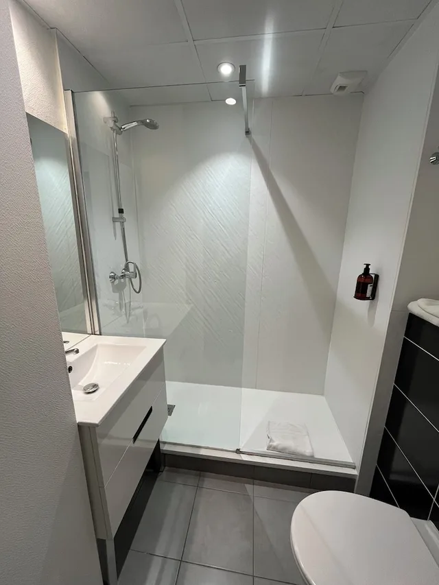غرفة كومفورت بسرير كوين، Inter Hotel Agora 4/5