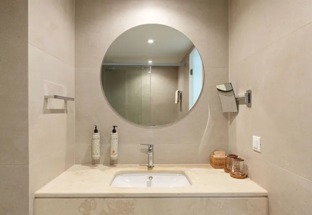 غرفة بريميوم بسريرين منفصلين بإطلالة على الحديقة مع أريكة، Leonardo Kolymbia Resort 4/6