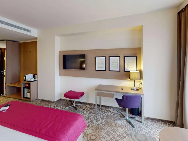 غرفة بسرير كينج، Mercure Bucharest City Center 1/4