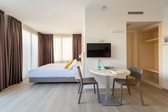 شقة سوبيريور بسريرين منفصلين بشرفة، Apartamentos Atenea Park 5/7