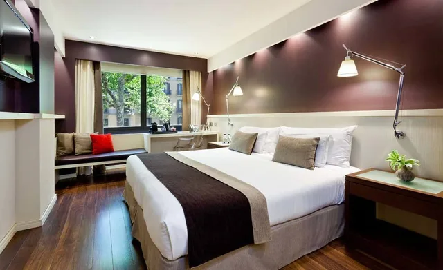 غرفة بريميير مفردة بسرير مزدوج، Royal Ramblas 5/10